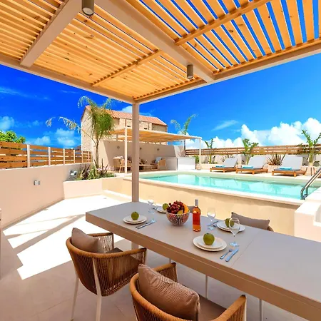 וילה Hidden Gem Private Pool & Heated Jaccuzzi